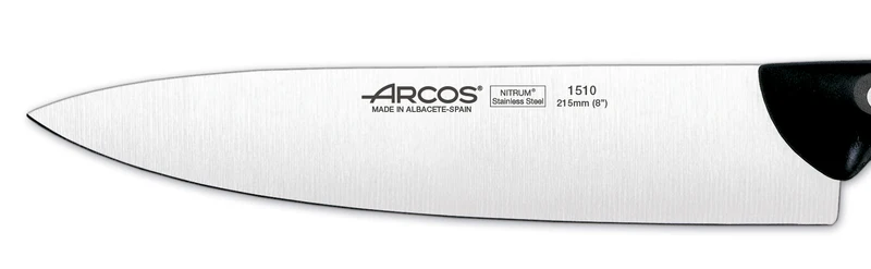 Bloc en pin 4 couteaux + 1 ciseaux Arcos MAITRE lames acier inox NITRUM